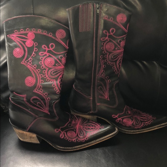 Aldo Shoes - Aldo boots. No bundles.